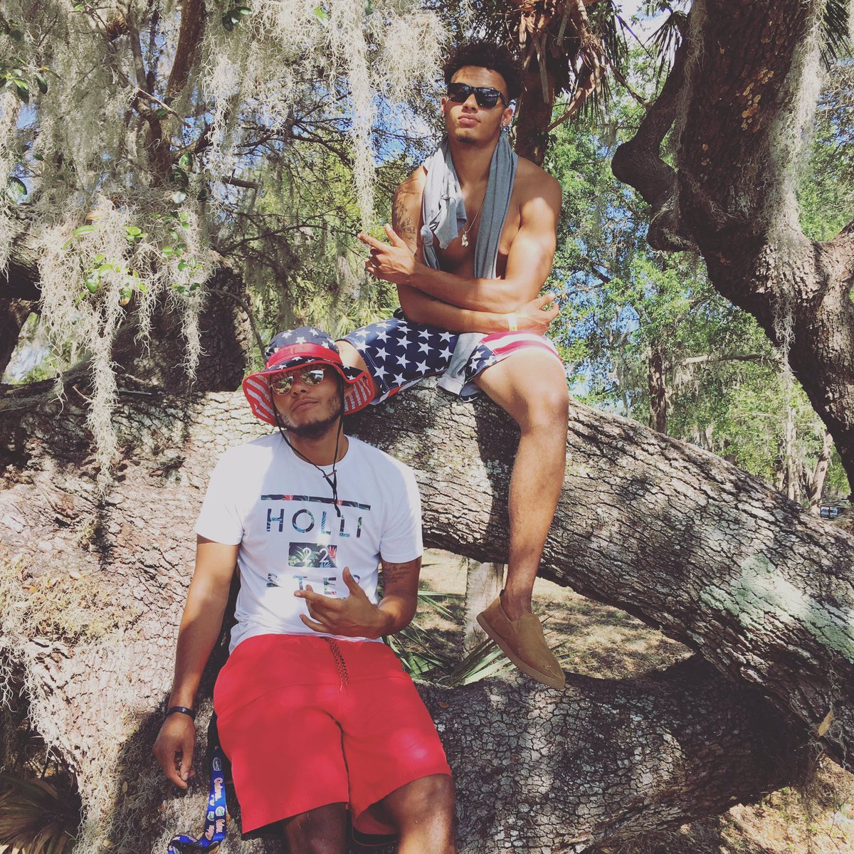 coachblakeg's tweet photo. #NBD aka the GOATS 🐐🌊 https://t.co/jMebRrFlnm