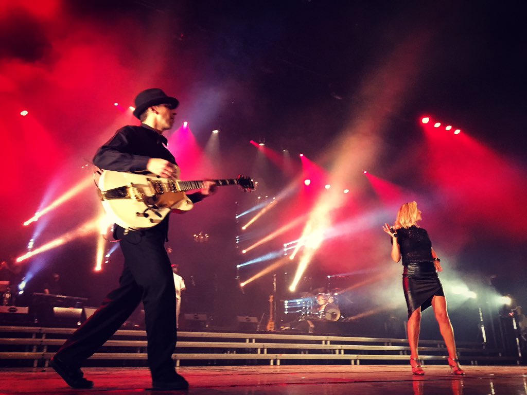 TakeOffRecord's tweet image. #NSJ #livemusicanddance #performance 🔥 #2shows #soldout #onstage 🎯💯