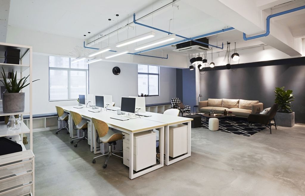 siorchicago's tweet photo. Converting outdated office space into an engaging workplace of the future? @JLLRealViews tells you how. https://t.co/8v2uDarRfz #FitOutGuide https://t.co/wnnPM299D2