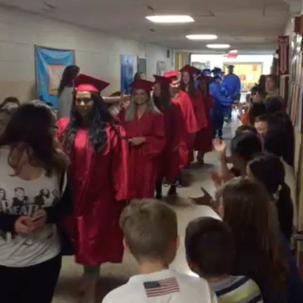 WCSDEmpowers's tweet photo. #MyersTigers give a warm welcome to @KetchamNation and @GoJJPatriots #classof2017#seniors as they return #backtoth… https://t.co/QIKJe8EcIk https://t.co/3FcFlYiV9D