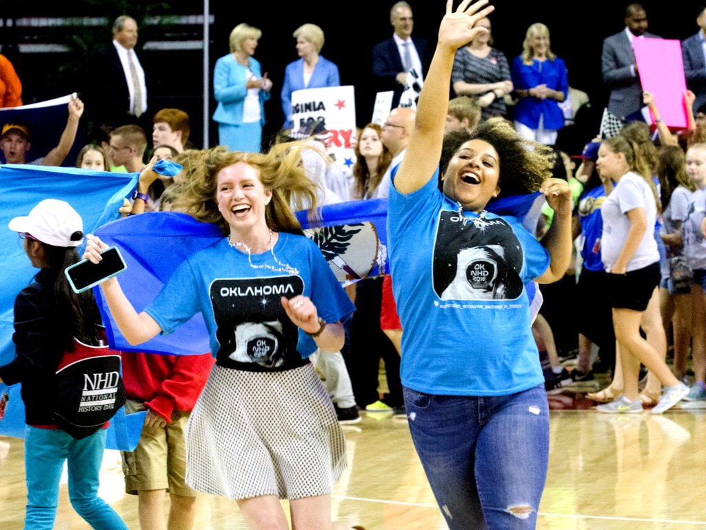 NationalHistory's tweet photo. Who's ready for a parade on #NationalHistoryDay? #NHDcountdown #NHD2017 https://t.co/IUN34dQheO