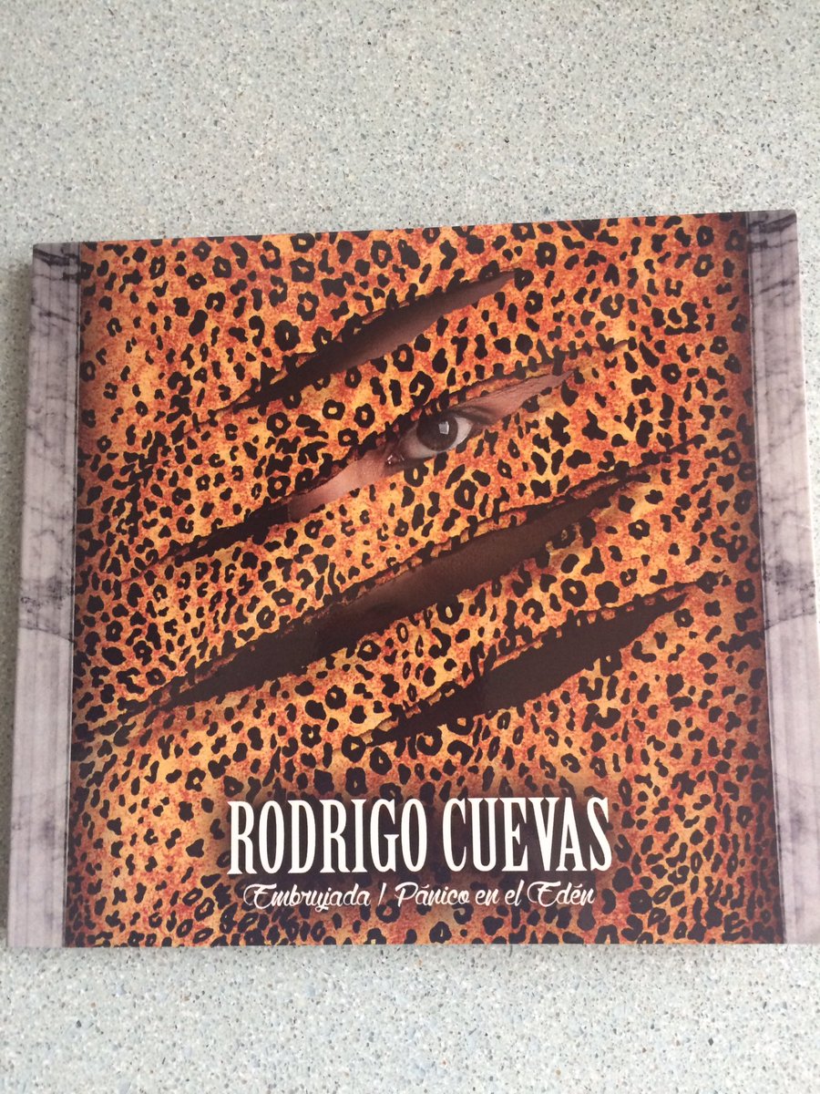 Guazimara's tweet photo. Hoy ya soy más #Rodriguers que ayer gracias a @Ruskipuchi!!! Que bien sonará el C3 con @RodrigoCuevasG al altu la lleva!!!! https://t.co/xYh9bNcrMt