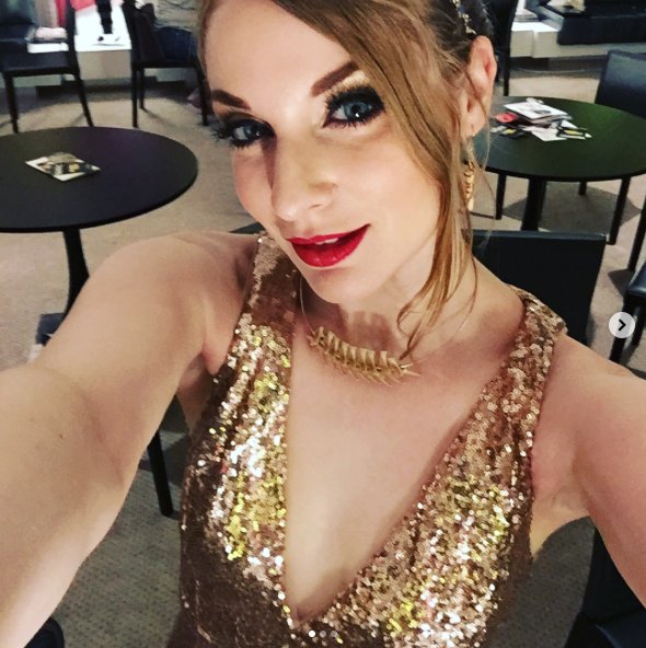 The #AWsummit award for Best #VirtualReality site is beautiful, but even more beautiful is the brains of #CAM4VR <a href="/ElaDarling/">Stoned Adulterer</a> #VRporn #VRnews