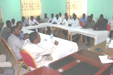 qayd2012's tweet photo. UN DOCC led by deputy head of @OCHASom visited to #Cadaado to assess drought affects in #Galmudug. #Somalia. https://t.co/HvQgD1E3Xj