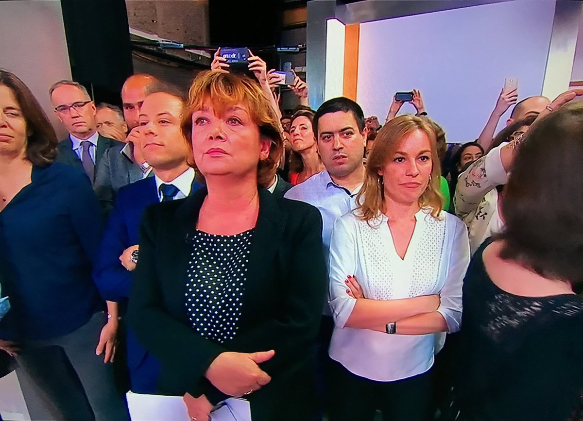 fcinq's tweet photo. "Ce n'est pas ma décision, ce n'est pas mon choix", répète David Pujadas dans son dernier plateau du jité de 20h https://t.co/zVjbqdkv0Y