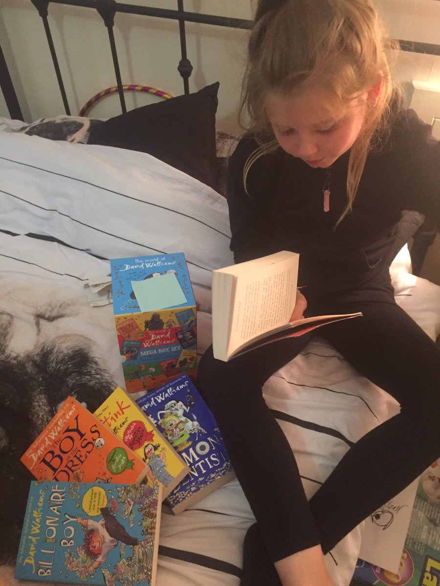 mrstuartaitken's tweet photo. @davidwalliams a very happy girl 👍🏻 https://t.co/xn4oOa6v2R