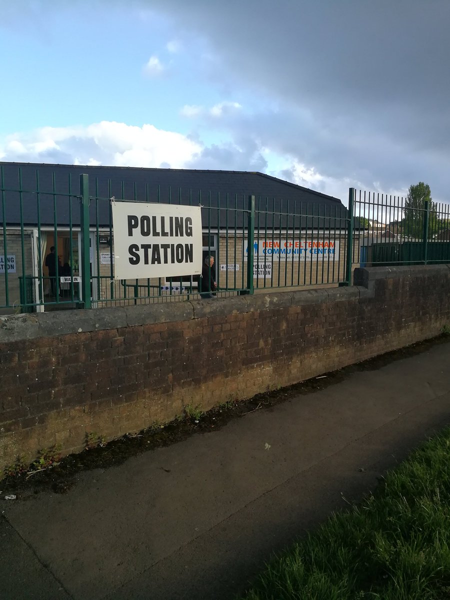 anactual1diot's tweet photo. #VoteLabour #Vote2017 #DaddyCorbyn https://t.co/IKwQrxqlZC