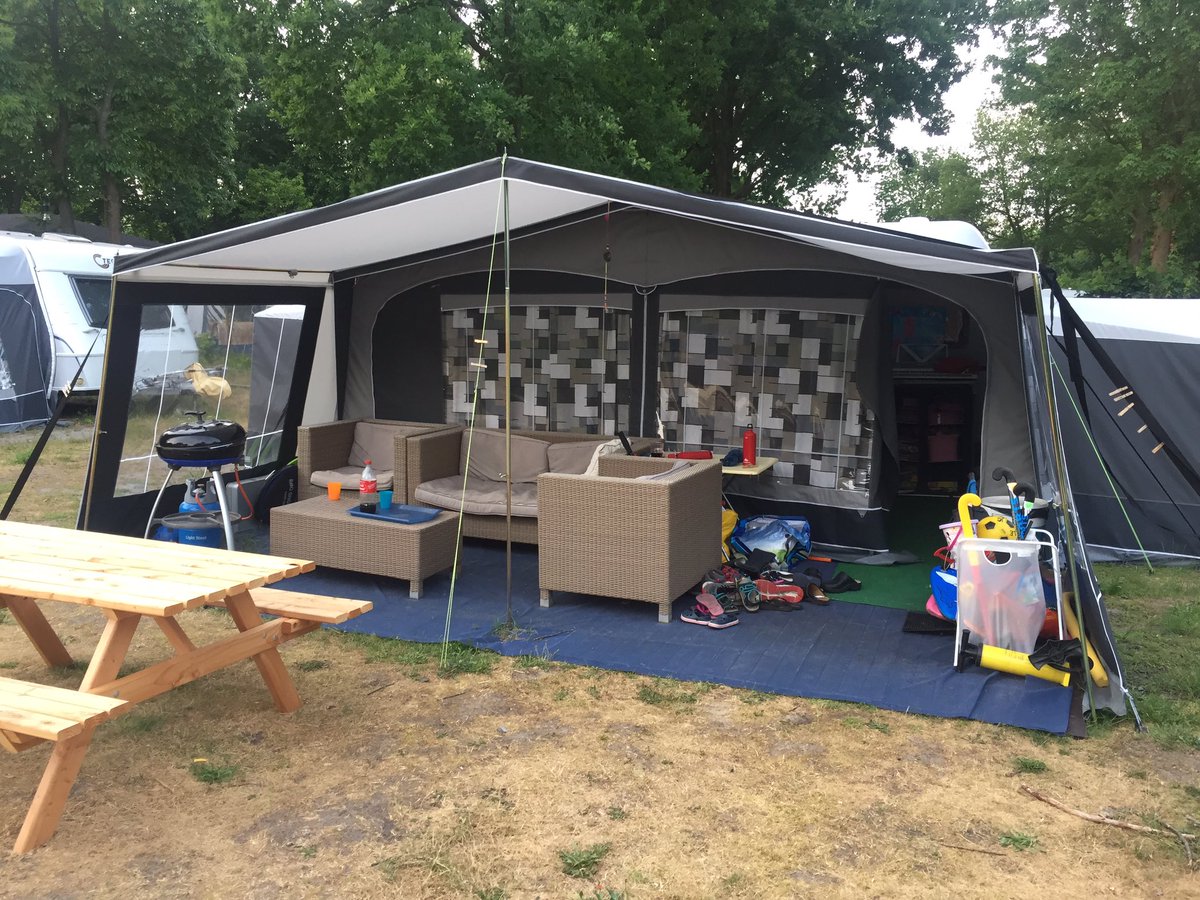 Avond afspraak met #dierenarts op locatie! De praktijk wordt uitgebreid verbouwd....