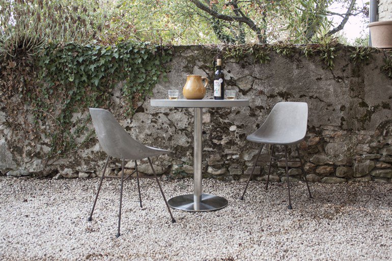 nomadedesigner's tweet photo. #Hauteville Chair, sedie in cemento sono perfette per aredare sia interni che esterni. @Lyon_beton
https://t.co/ex9bbiNOSt https://t.co/ug9Q3vaogY