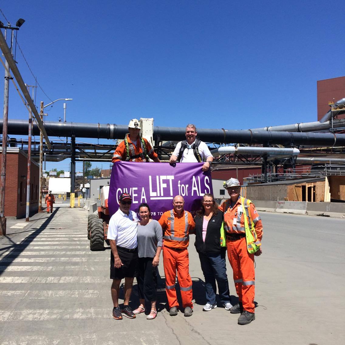 UWCNEO's tweet photo. Great day for a BBQ! Shout out to Vale and all of its employees for showing support to #ALSLIFT We are proud to help this community cause! https://t.co/WfdAOkQ9ID