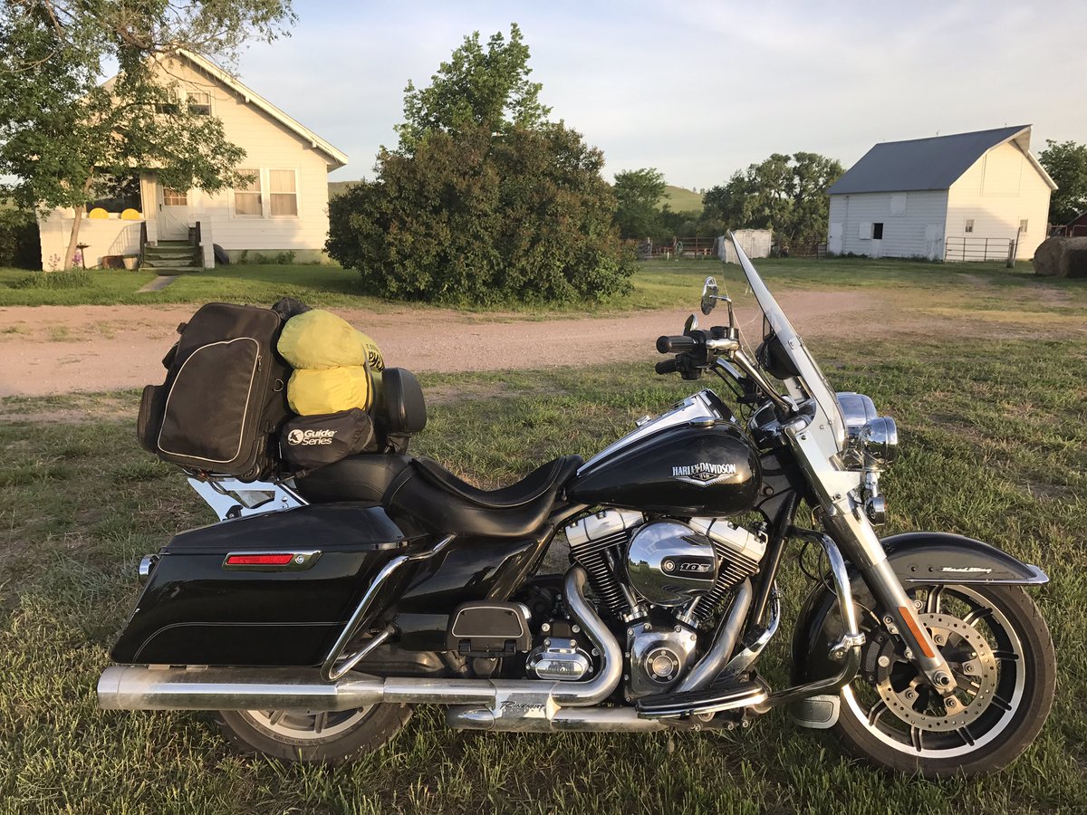 jerry_mack's tweet photo. Bike Trip 2017 starts now! North to Alaska! #HDRoadKing #HarleyDavidson #soloadventure https://t.co/XFf03VMovx