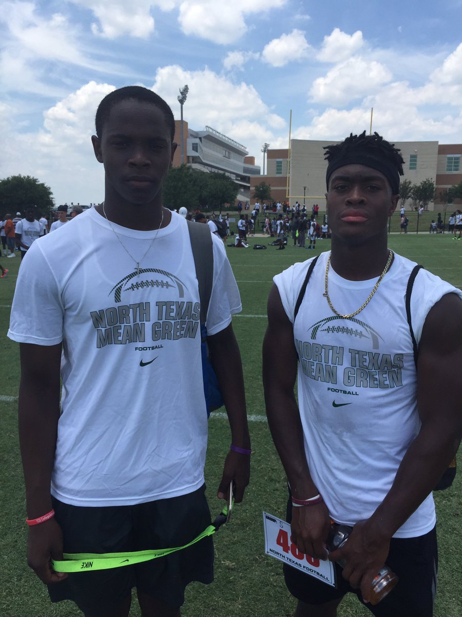 _coachmattox's tweet image. Putting in work at North TX! #formyteam @sauccy_k