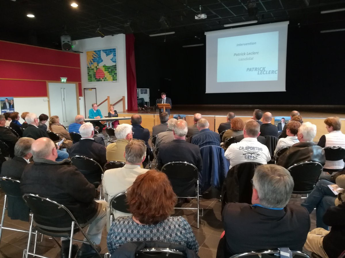 pleclerc2017's tweet photo. "Il est hors de question que le #Finistère se fonde dans une #FrancePériphérique" 
#legislatives2017 #Ploudaniel #LEnergieDeTerriroire https://t.co/iNp3u34c7X