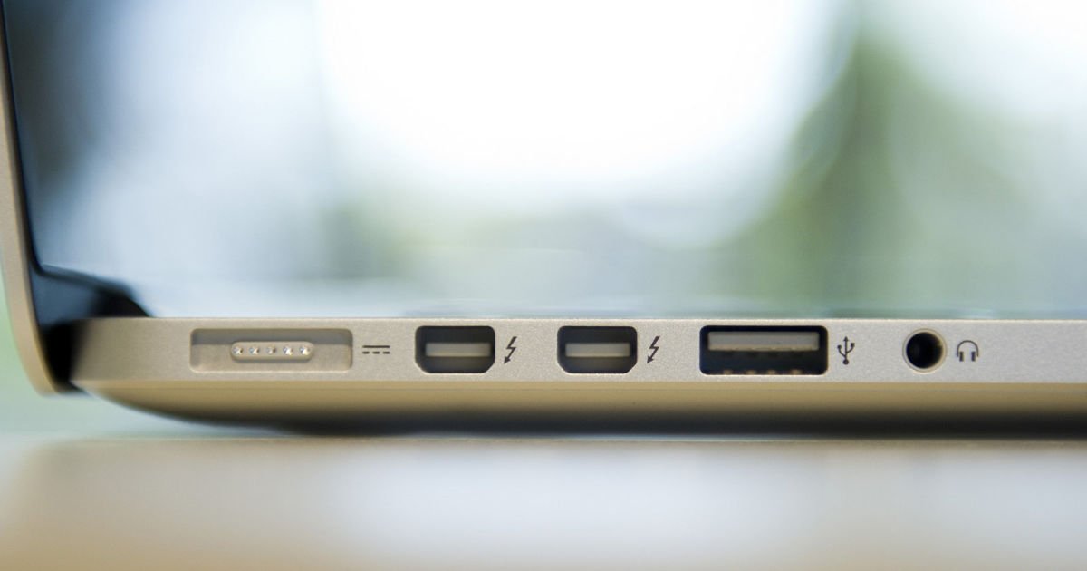 EWPstudios's tweet image. Legacy ports on a MacBook Pro will cost you $1,999
crwd.fr/2rTLLTa