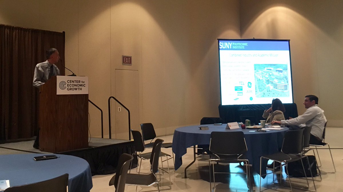 paulhook's tweet photo. Interim @CNSE president Bahgat Sammakia updating the crowd on technology, R&D and innovation going on at SUNY Polytechnic #8790summit https://t.co/1Pa3mtFiDQ