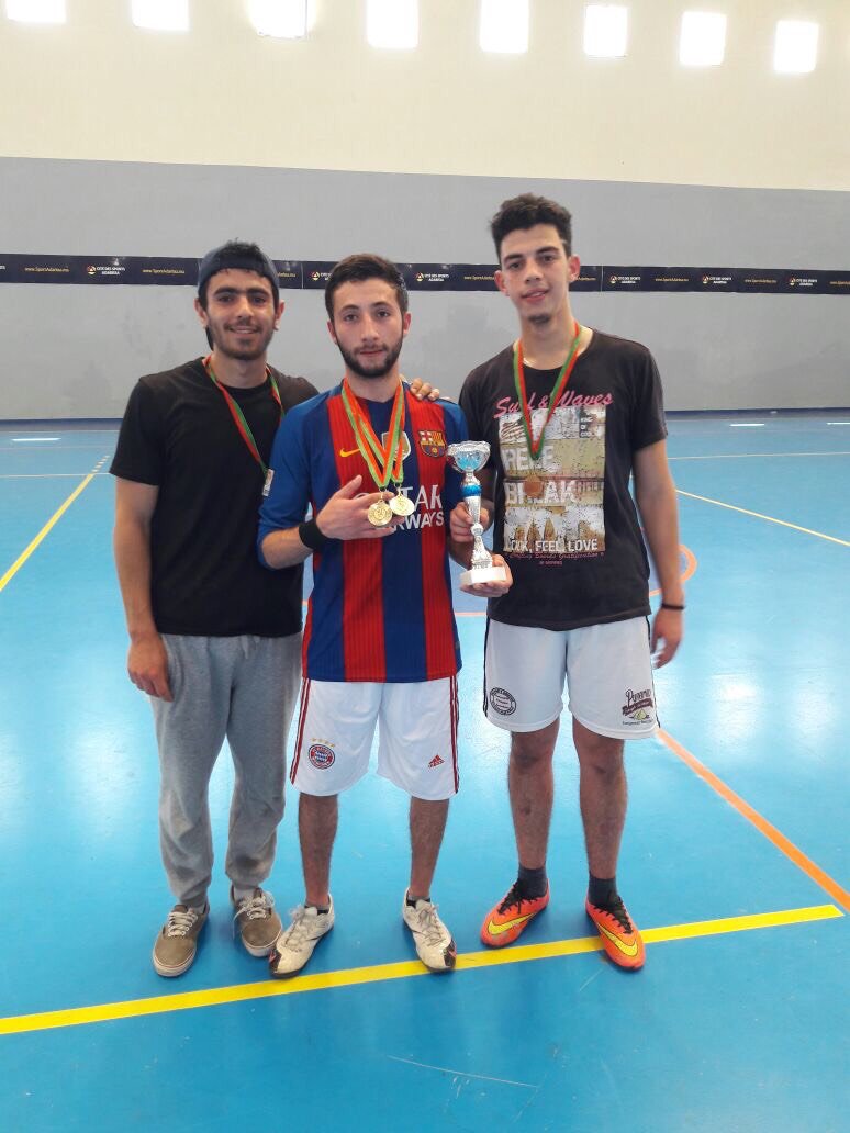 HEMofficiel's tweet photo. #BigUp au groupe "HOPACT" de #HEMFès qui a organisé dans le cadre de leur #Prolib, un tournoi inter-universitaire de #Futsal à Fès... https://t.co/9MpPNGCdGa