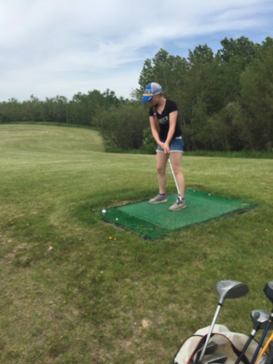 estauffet's tweet photo. Great Day for some golf #bvalleyschool #CSD71 https://t.co/f5csHtSbKW