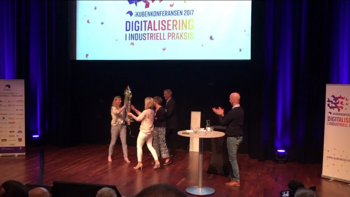 HegeKarina79's tweet photo. Studentsamskipnaden i Molde vant dagens pris for beste ide på #iKubenkonferansen2017 Dette blir spennende #protomore #simolde #ikuben https://t.co/PzzLq1C4O7