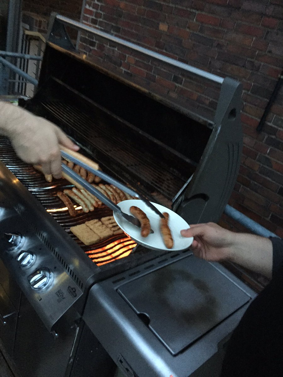 Coding_Berlin's tweet photo. All talk, no BBQ? Of course, our #CODINGBERLIN audience had plenty to eat at the end of our #IPC17 recap. Thanks for hosting us @VOTUM_GmbH https://t.co/HwRniXKcFW