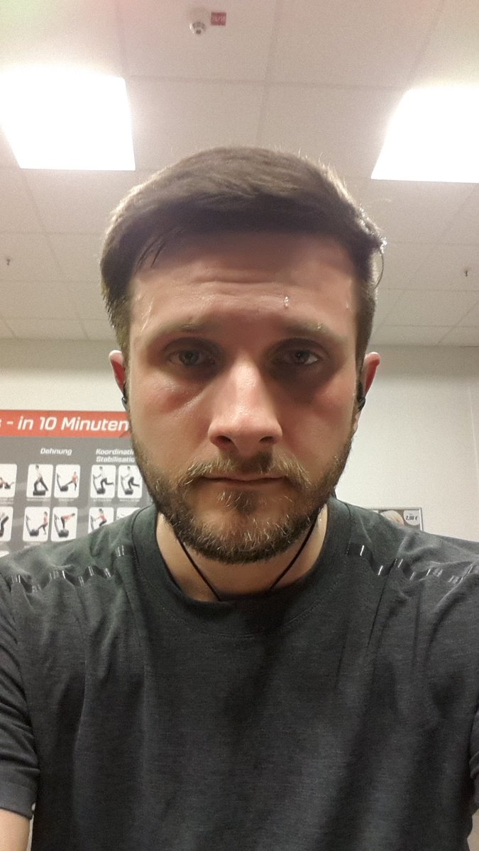 slabsticker's tweet image. Ich weiß ja nicht, ob man das sehen kann. Aber mir ist warm.