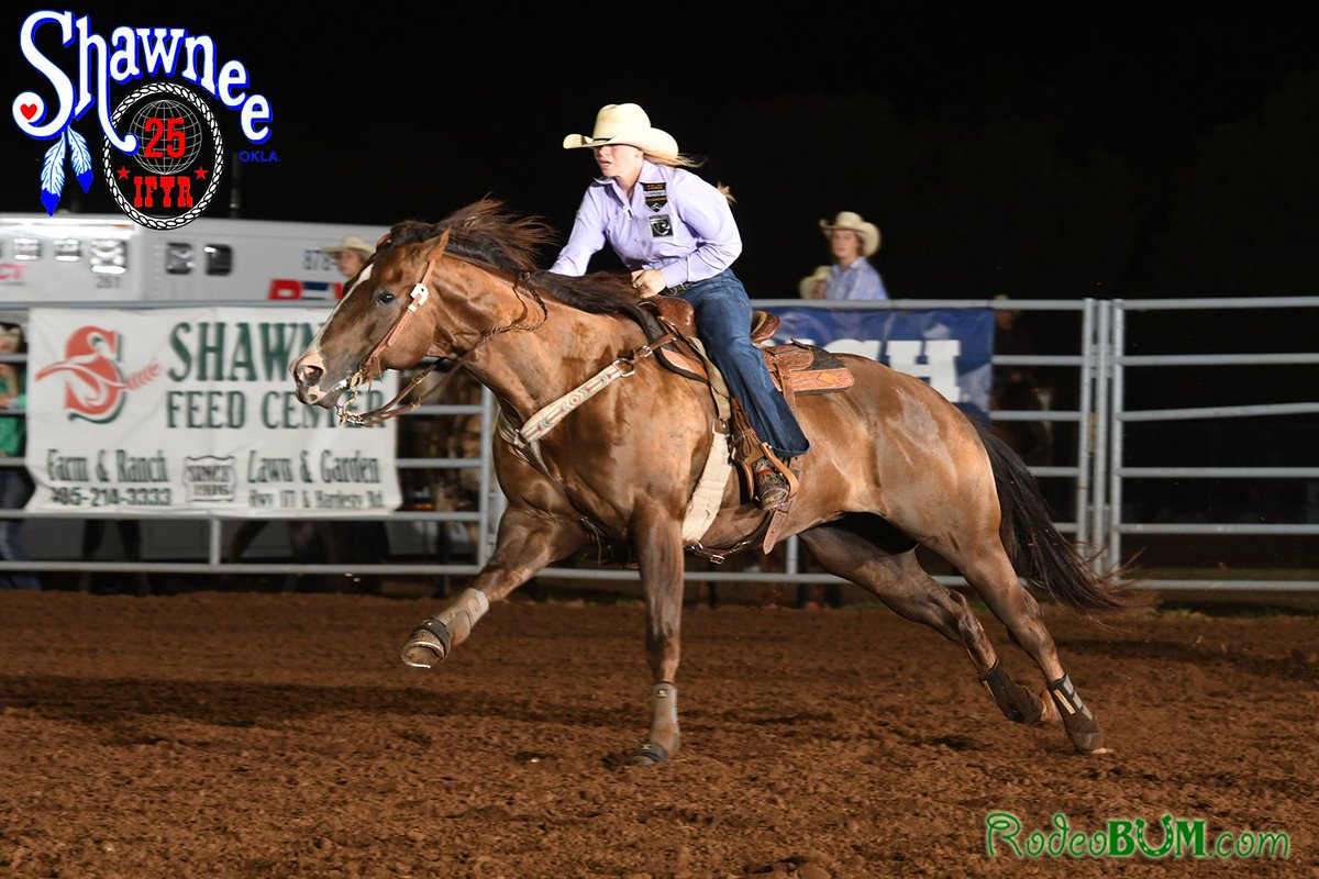 IFYRShawnee's tweet photo. #TBT to #IFYR2016 with Sydney Frey! https://t.co/ybDJBIuGjo