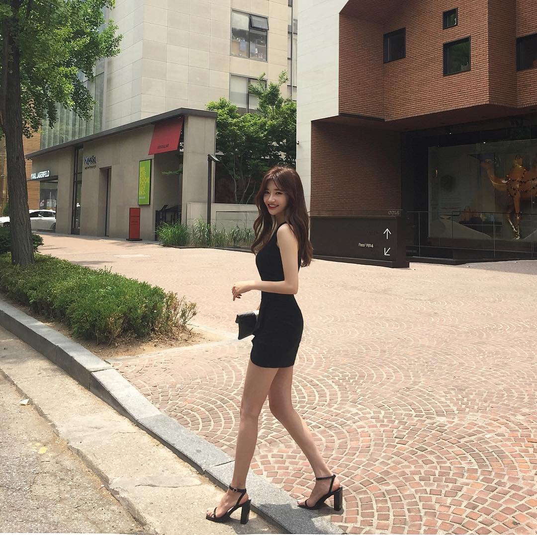 styles_korean's tweet photo. Yes or no ? https://t.co/l5FQnpH9GF