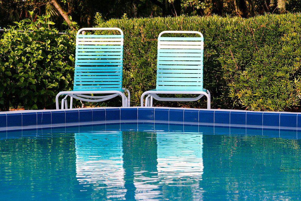 AtronicAlarms's tweet photo. Be safe this summer and get notified when someone enters your pool area. #HomeSecurity #SummerSafety #BeSureBeSecure https://t.co/e3bLAg8vho https://t.co/3drsYQsTqI