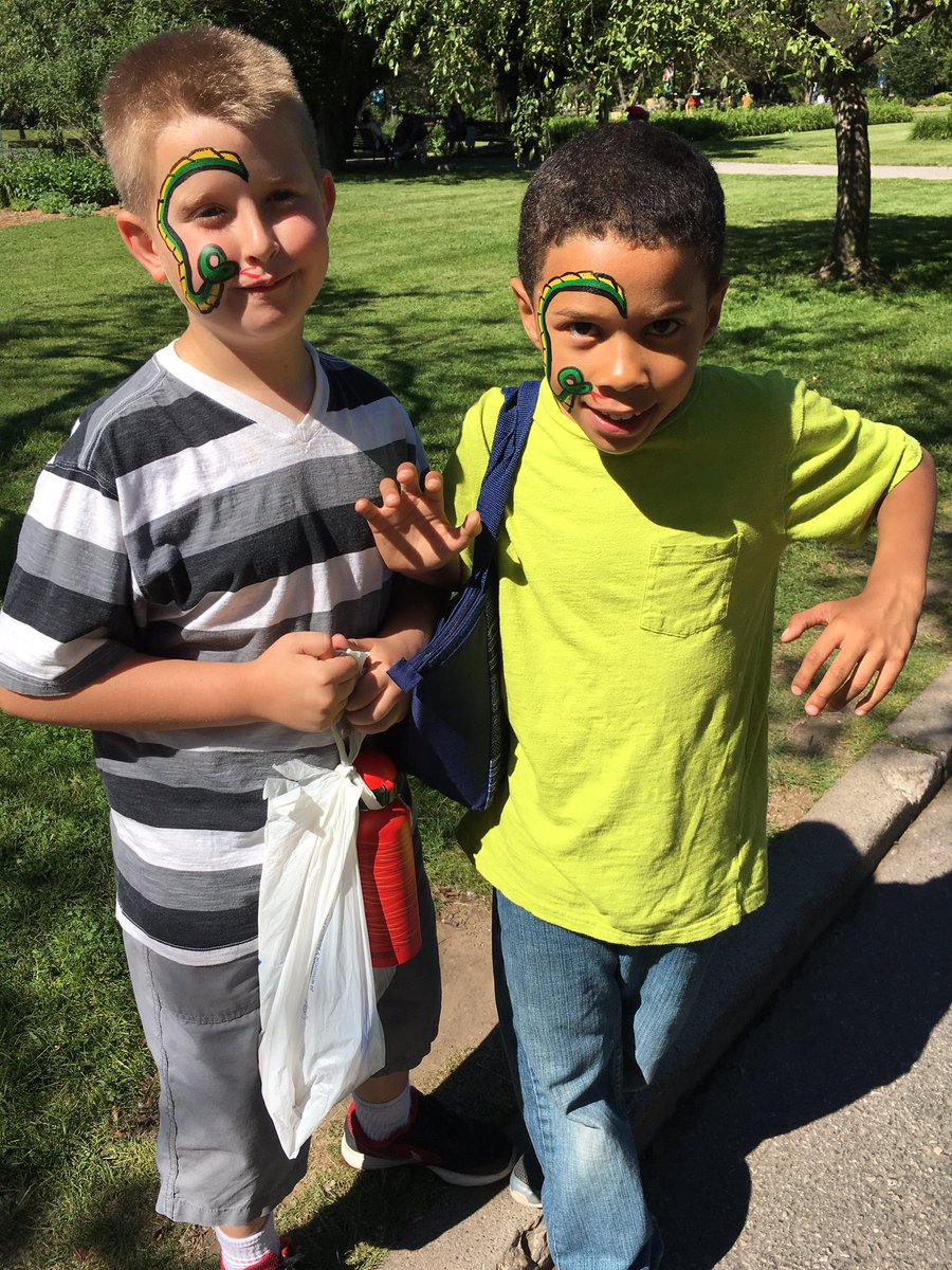 MrsCelini's tweet photo. Beautiful day for our zoo trip! https://t.co/ehQ2qRsHeG