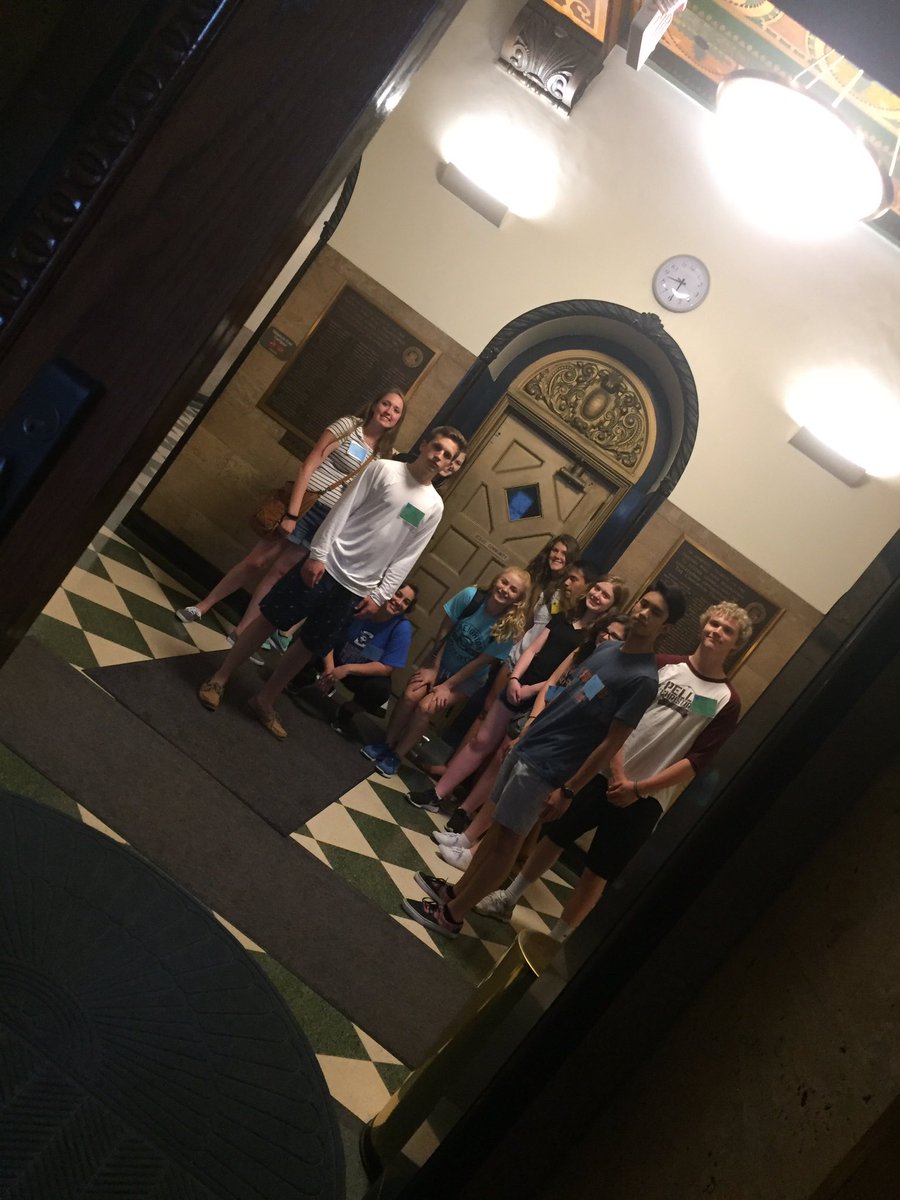 CUNAVYNARWHALS's tweet photo. @NewBluejays #SPNAVY #goldenelevator https://t.co/KlGKwP3AbR