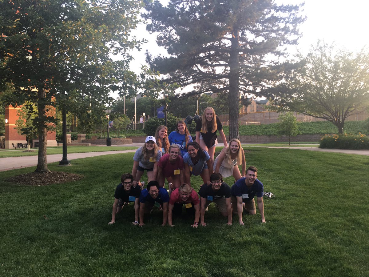 SPwolves17's tweet photo. @NewBluejays #SPWolves #Pyramid https://t.co/TALXFv7R3w
