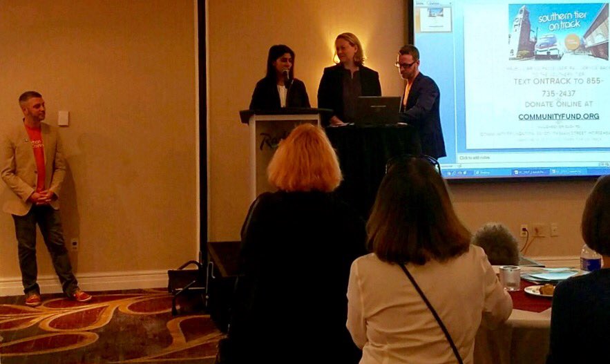 LDanksBurke's tweet photo. Super #SouthernTierOnTrack launch. Want #trains here? Me too! Text ONTRACK to 855-735-2437 to crowdfund it! @UrbanCorning @bbrriiaannnnaax https://t.co/EGt8up0xPX