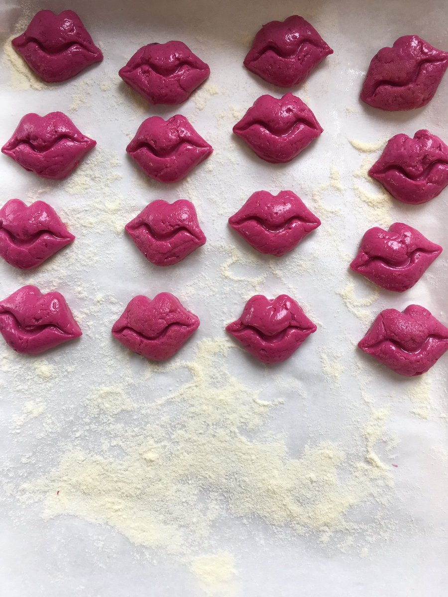 we're having so much fun making these fun shaped pastas inspired by <a href="/Gufram/">Gufram</a> 🙌🏼