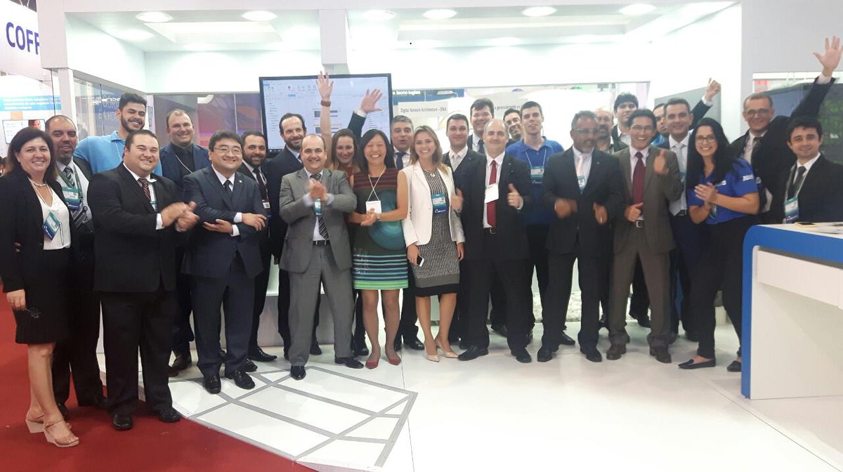 atos_br's tweet photo. Agradecemos a presença de todos que nos acompanharam no #CIAB2017 - o evento termina hoje, mas nossa equipe segue disponível! #SerDigital https://t.co/G6hpjEUXsL