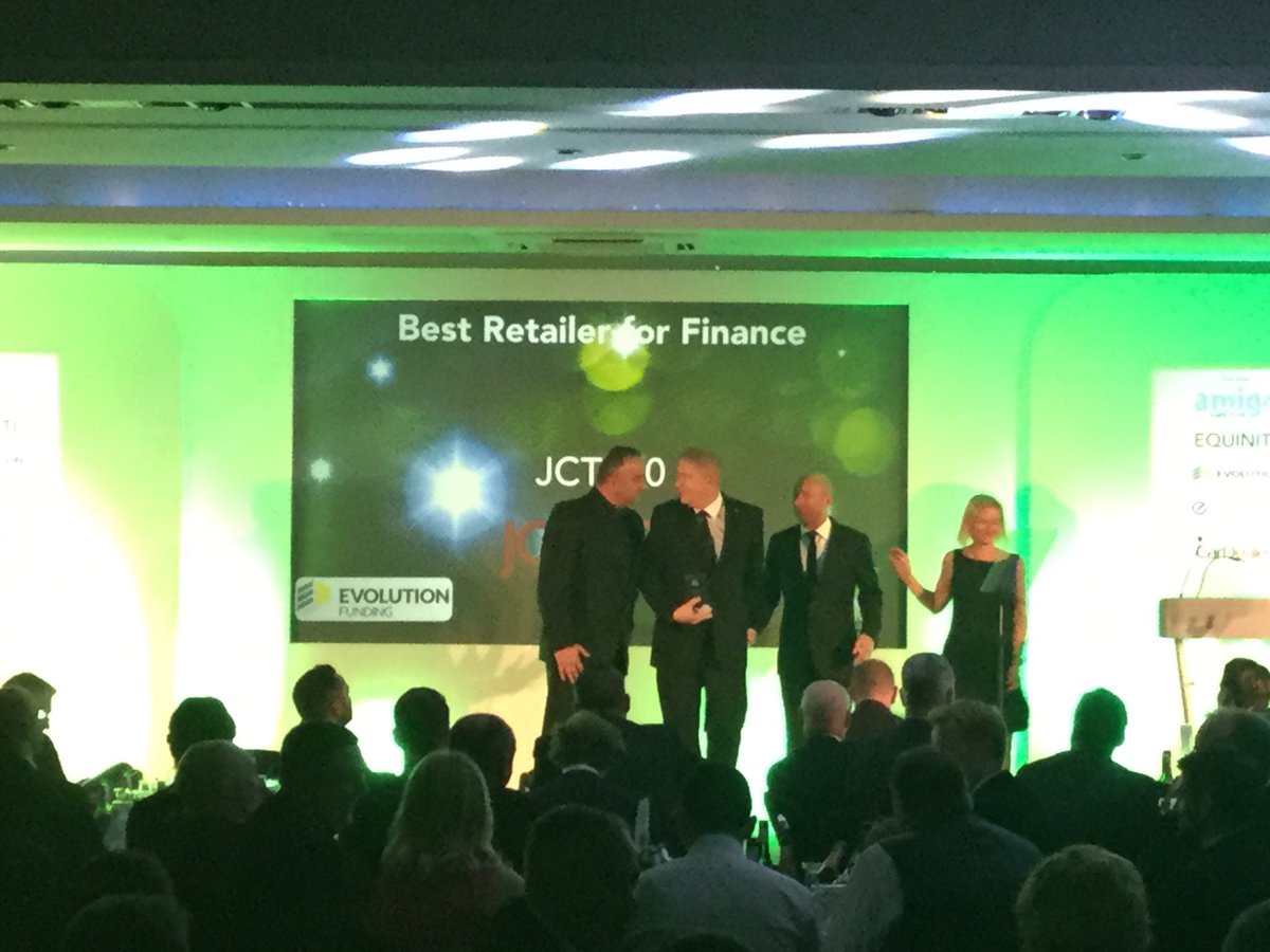 CarFinanceConf's tweet photo. @jct600 seals the award for Best Retailer in Finance, sponsored by @evolution_fund. #carfinanceawards @Credit_Strategy https://t.co/2bnAAKZrBU
