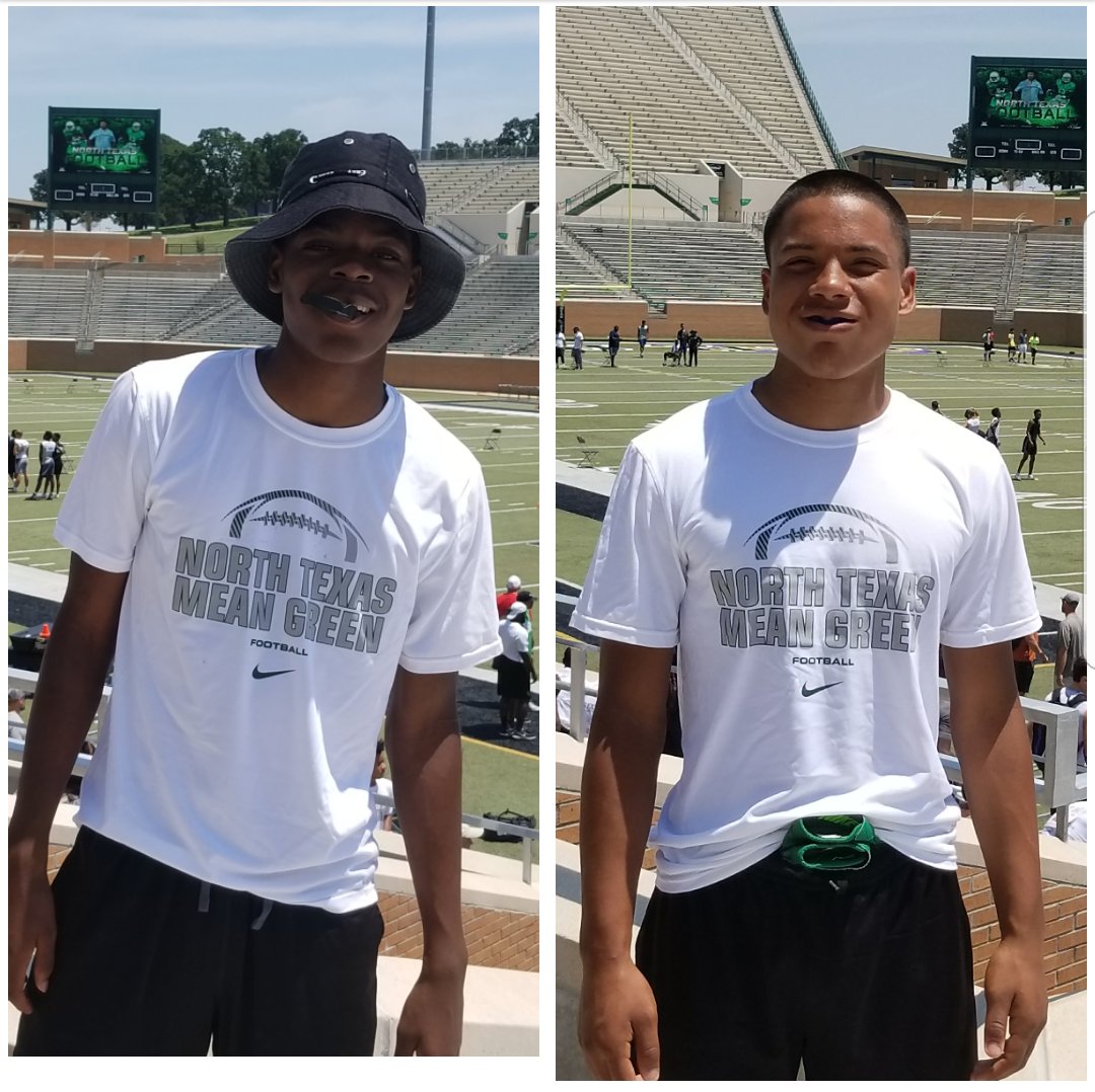 DDSLoveLife's tweet image. Swade G. &amp;amp; Tyreek J. out there repping @Naaman_Football #UNT....#43 &amp;amp; #5 #Onelink #StrongLink  #MeanGreen  #2017