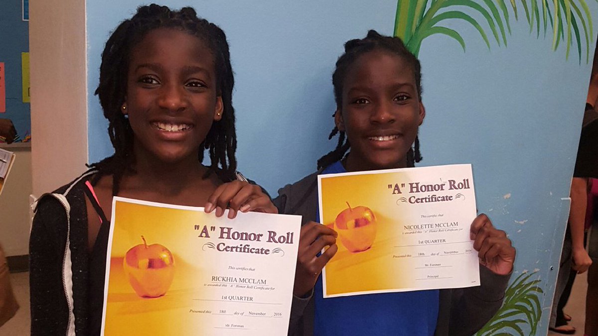 Mother denies involvement in twin daughters' disappearance, police say bit.ly/2rQYvHP https://t.co/bY5Jldzvap