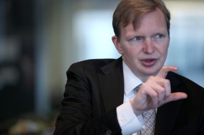 guttolo's tweet photo. [BREAKING NEWS] La #Juventus offre ingaggio d'oro a Jim Messina perché vada a dirigere il #RealMadrid  #britainvotes https://t.co/9pO6GKKOdK