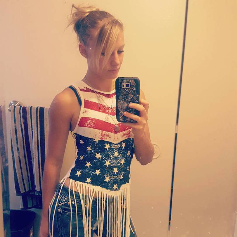 Melissa Petersmann on Twitter: "#NewProfilePic https://t.co/MSq19qg9KZ" / Twitter