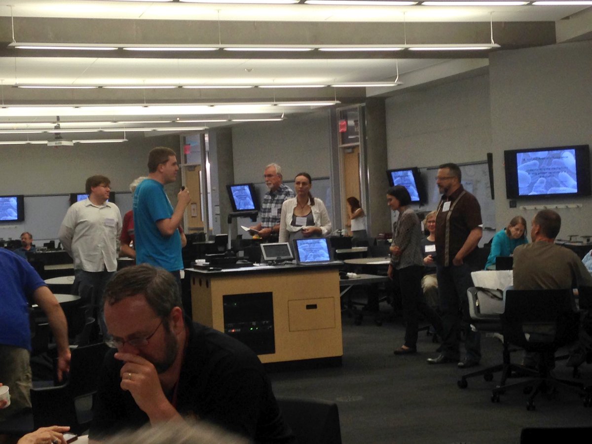 GermJuggler's tweet image. A microbiology activity on #AntibioticResistance from the genetics 2 group #CelebrationOfActiveLearning #NSSI2017 @SumInstSciTeach