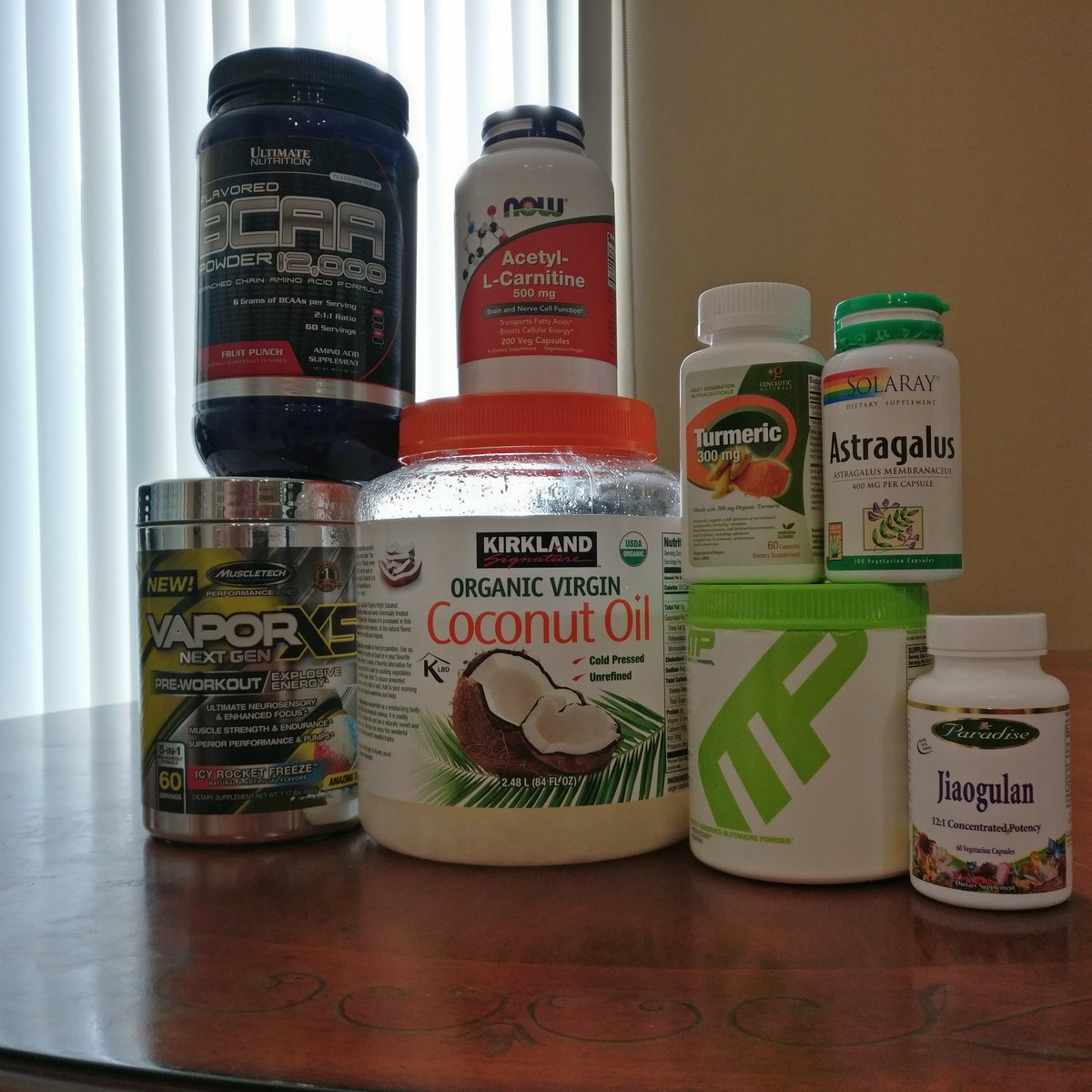 MonstroKing1's tweet photo. My fasted training stack! 

#gym #FatLoss #shreded #beast https://t.co/QUAM54K8FH