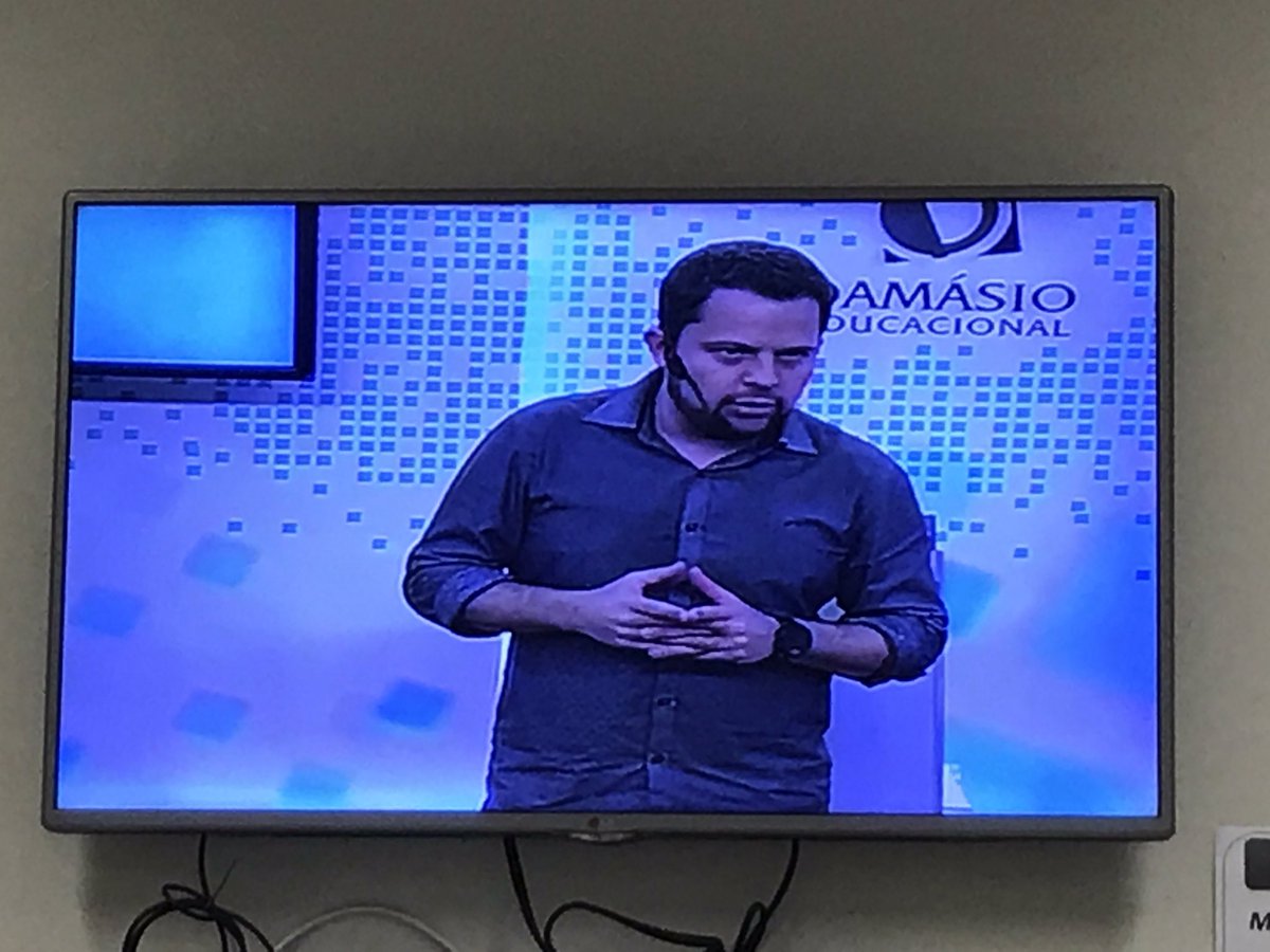 Claudinhaptk's tweet photo. @marcosscalercio olha eu aqui novamente! Depois da OAB... Pós Damásio Fortaleza!!!! 👊🏻⚖️👩🏼‍⚖️❤️ https://t.co/sqDfsnUO9w