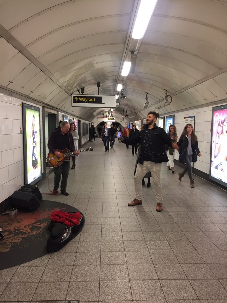 irectrib's tweet image. Reasons why I love London