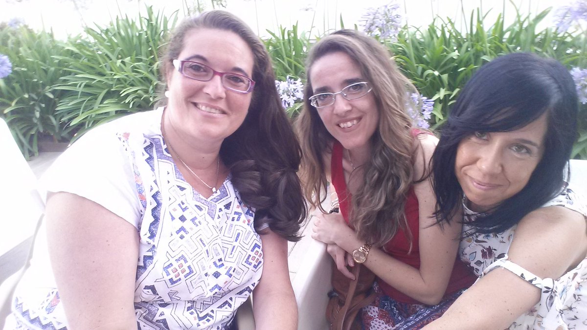 susanagc1980's tweet photo. Sumando mas momentos con ellas!❤ ... #equipoBase #amigas #deterracitas https://t.co/XJ3gblRTyR
