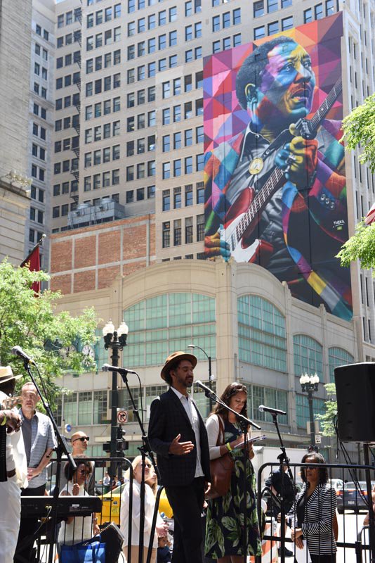 Thanks to all that came out today for the #MuddyWaters mural dedication! E <a href="/kobrastreetart/">Eduardo Kobra / kobrastreetart</a> muito obrigado! #ChicagoBlues