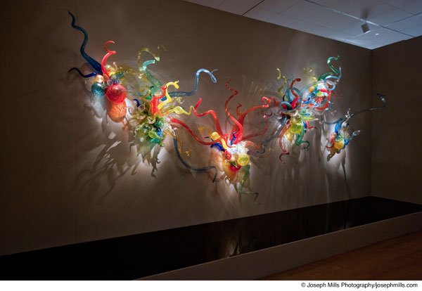 fawaz_arted's tweet image. فنان امريكي ديل تشيهولي Dale Chihuly 
ابدع في تشكيل الزجاج الملون بأشكال جميلة ورائعة