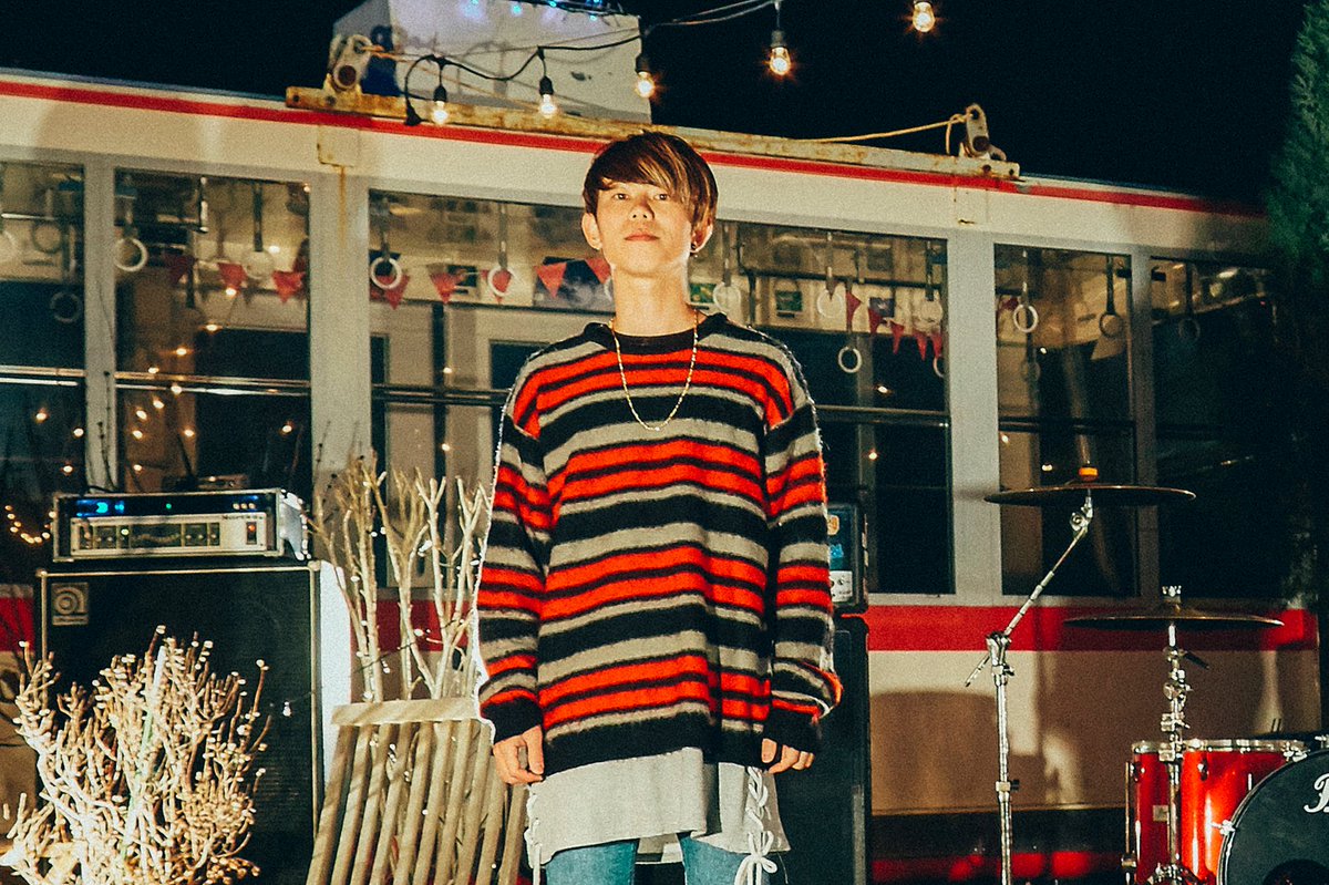 ぐっち Gucci Airflip V Twitter Satoshi Gt Vo Airflip Airflip の顔とも言えるボーカル担当 性格は天然さん 色んなバンド見てもうちの方がええなと思う位ボーカルとして絶対的信頼を置いてる ダンスも出来る 健康食好き Airflip 6 18大阪南堀江knave