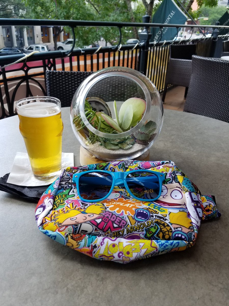 JeebusATX's tweet photo. @ATXFestival gotta wait in between panels but the SFA Intercontinental is treating us great! #ATXFesitval2017 #JeebusTheWeirdo #DrankThat https://t.co/8dLifwR8Oi