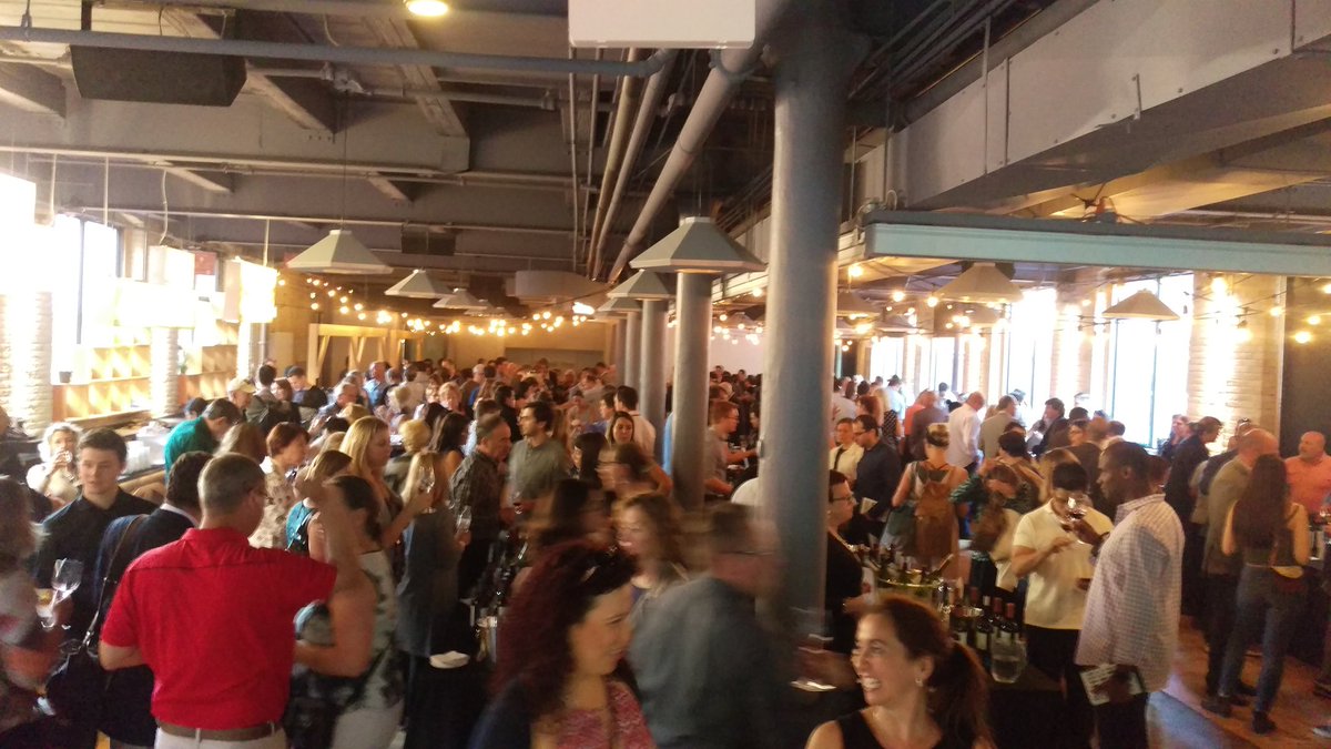DescorchadosTOR's tweet photo. #descorchados2017 #wine #enjoy https://t.co/IxsI8X9R0m