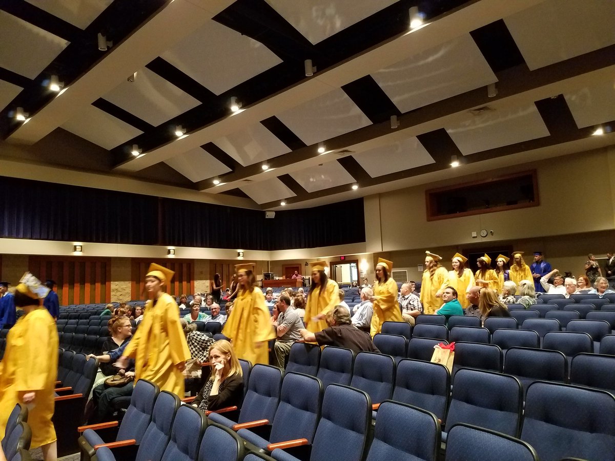 Graduates show their appreciation to the auditorium guests.  #sesdproud