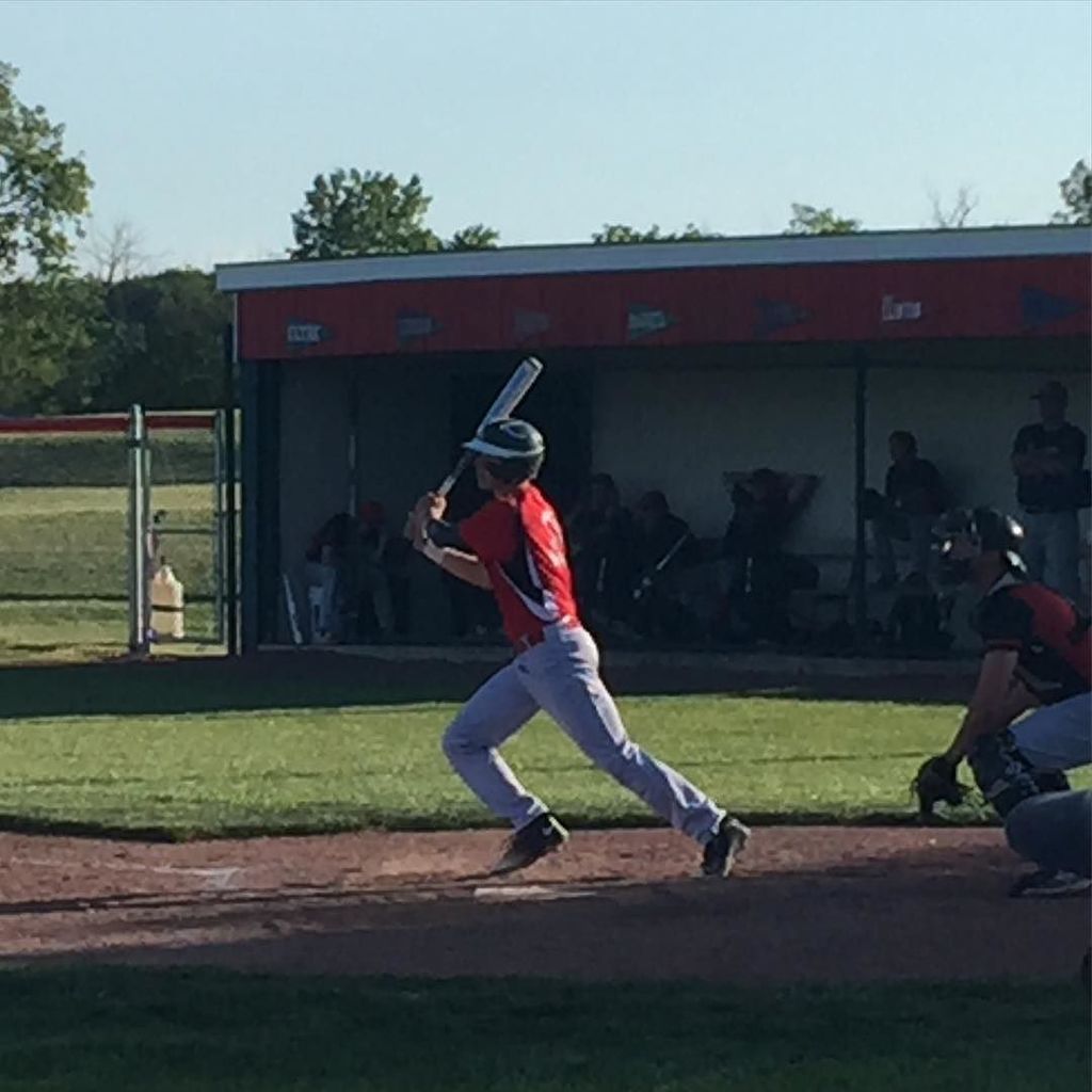 MatthewHornNH's tweet photo. @jake_stclair21 #threeforthree #post114 #oakharbor #nmhss #nhhss https://t.co/nYigZtYVTw https://t.co/DYKs0jEb4I